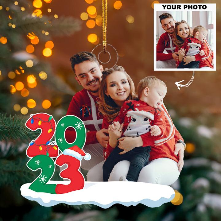 Christmas Family 2023 - Personalized Photo Mica Ornament - Christmas Gift For Family Members, Couple UPL0PD021