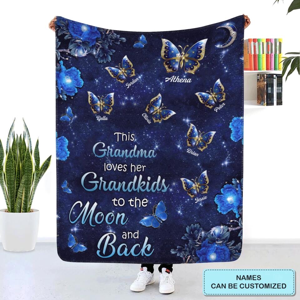 This Grandma Loves Her Grandkids To The Moon And Back - Personalized Blanket - Gift For Grandma