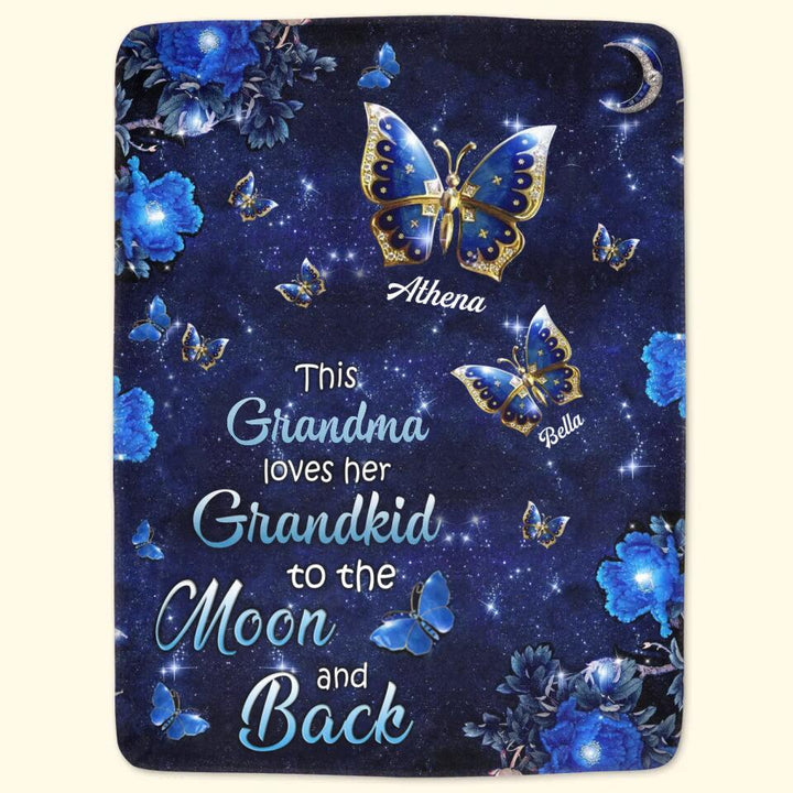 This Grandma Loves Her Grandkids To The Moon And Back - Personalized Blanket - Gift For Grandma