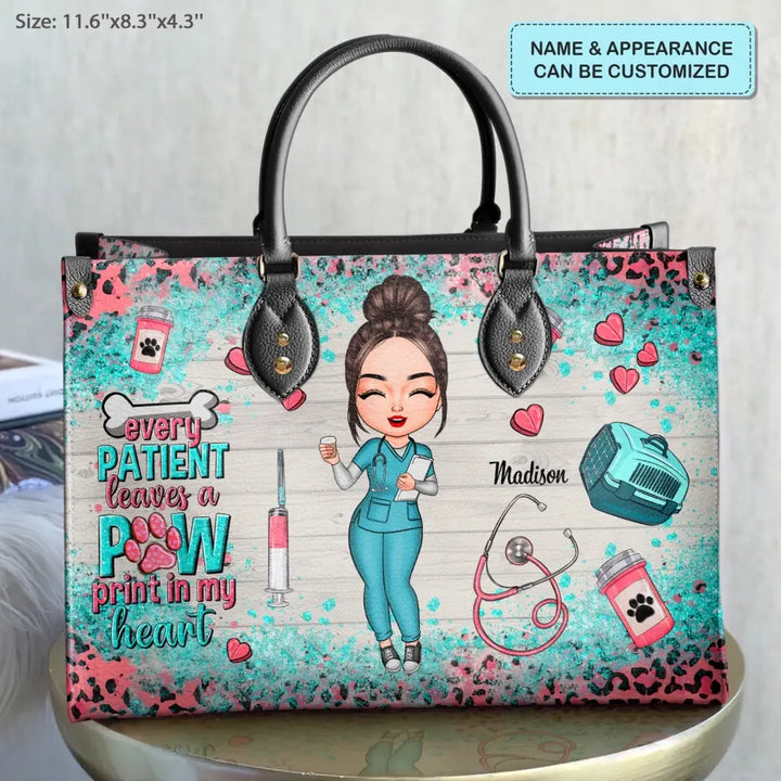 Personalized Leather Bag - Birthday Gift For Vet Tech - Every Patient Leaves A Paw Print In My Heart ARND005