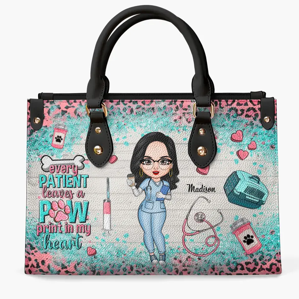Personalized Leather Bag - Birthday Gift For Vet Tech - Every Patient Leaves A Paw Print In My Heart ARND005