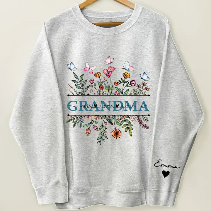 Grandma We Love You - Personalized Custom Sweatshirt - Mother's Day Gift For Grandma, Mom, Family Members