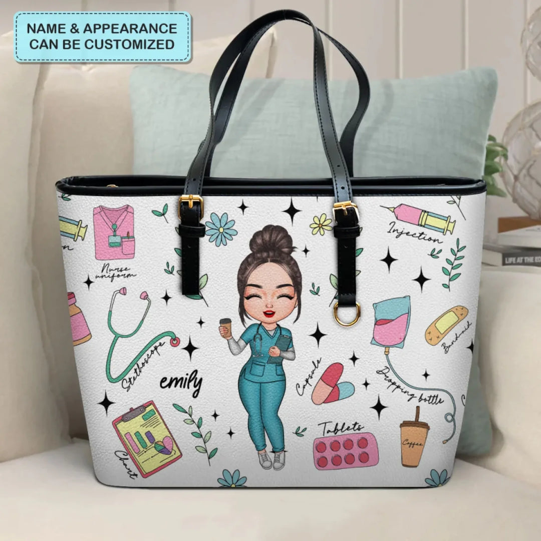 20240321_LEATHER-BUCKET-BAG_NURSE_DOING-NURSE-STUFF_ARND054_ADSG100-2