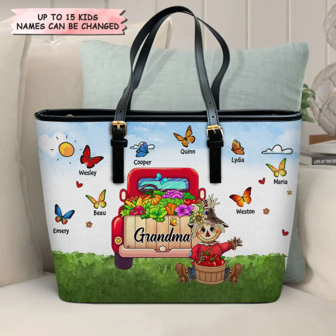 20220929_LEATHER BUCKET BAG_GRANDMA_LOVE BEING A GRANDMA_ARND005_02_ADSG035 mk