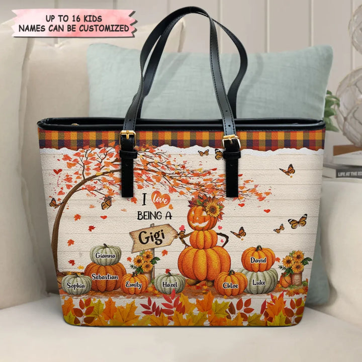 20220924_LEATHER BUCKET BAG_GRANDMA_I LOVE BEING A GRANDMA_ARND0014_05_ADSG035 mk