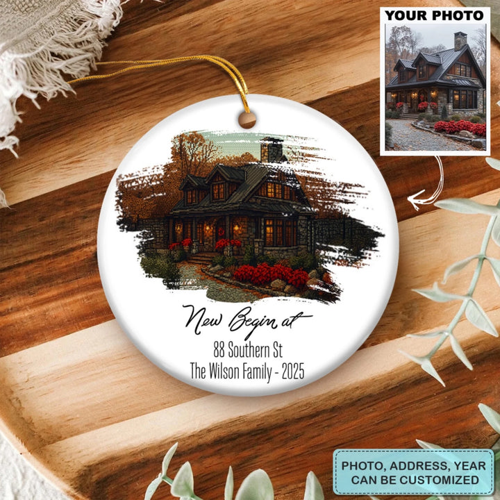 MOCKUP2_1011_Round Ceramic Ornament_Pixel House2_ARND150_ADSG055