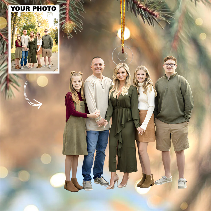 Happy Family Merry Christmas - Personalized Custom Photo Mica Ornament - Christmas Gift For Family Members, Grandma, Grandpa, Mom, Dad