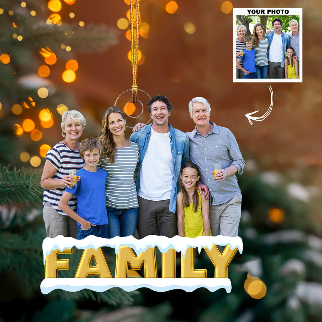 Merry Christmas 2023 My Family - Personalized Custom Photo Mica Ornament - Christmas Gift For Family Members, Dad, Mom, Couple UPL0DM013