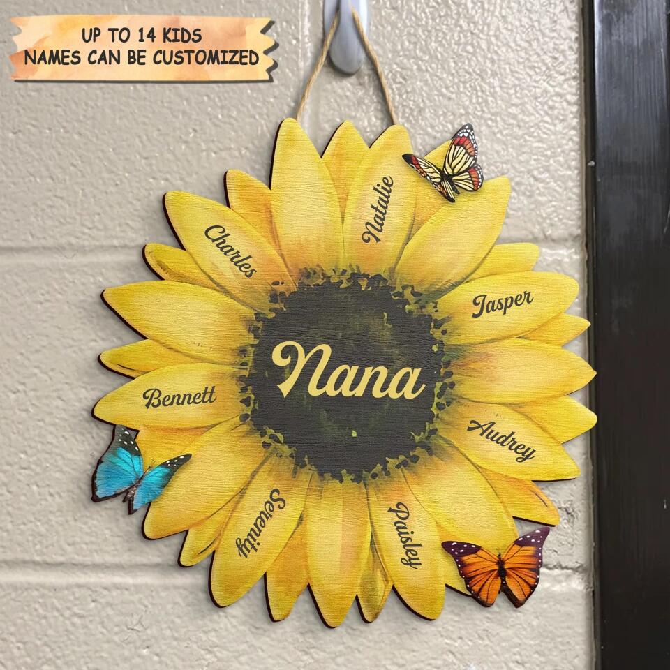 Personalized Door Sign - Gift For Grandma - Grandma's Flower ARND036