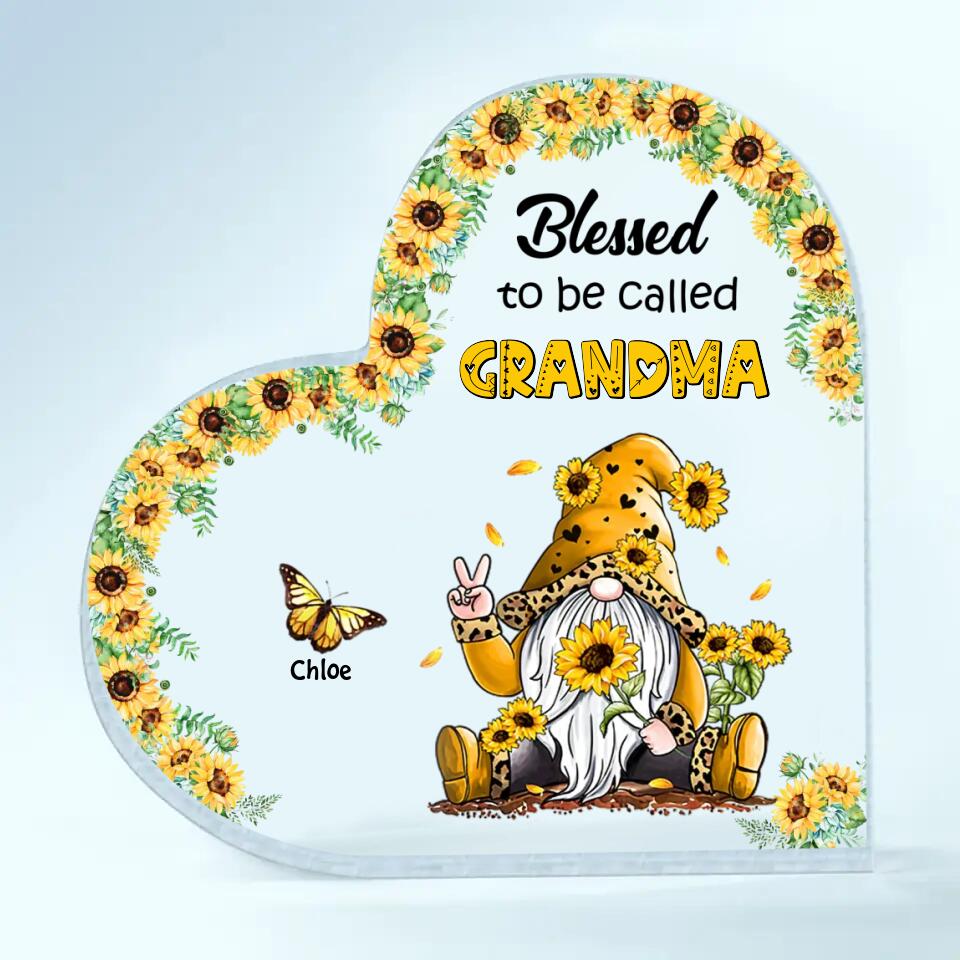 Personalized Heart-shaped Acrylic Plaque - Gift For Grandma - Being A Grandma Makes My Life Complete ARND037