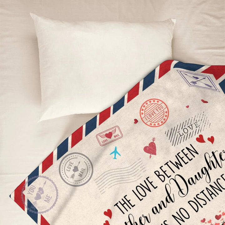 Personalized Blanket - Gift For Family - The Love Between Mother And Daughters Knows No Distance ARND005