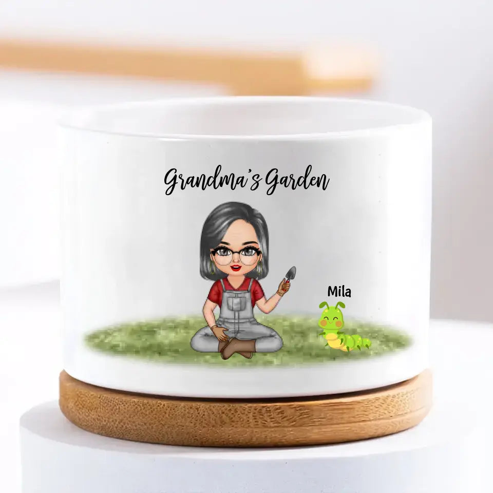 Personalized Plant Pot - Mother's Day, Birthday Gift For Mom, Grandma - Grandma's Garden ARND005